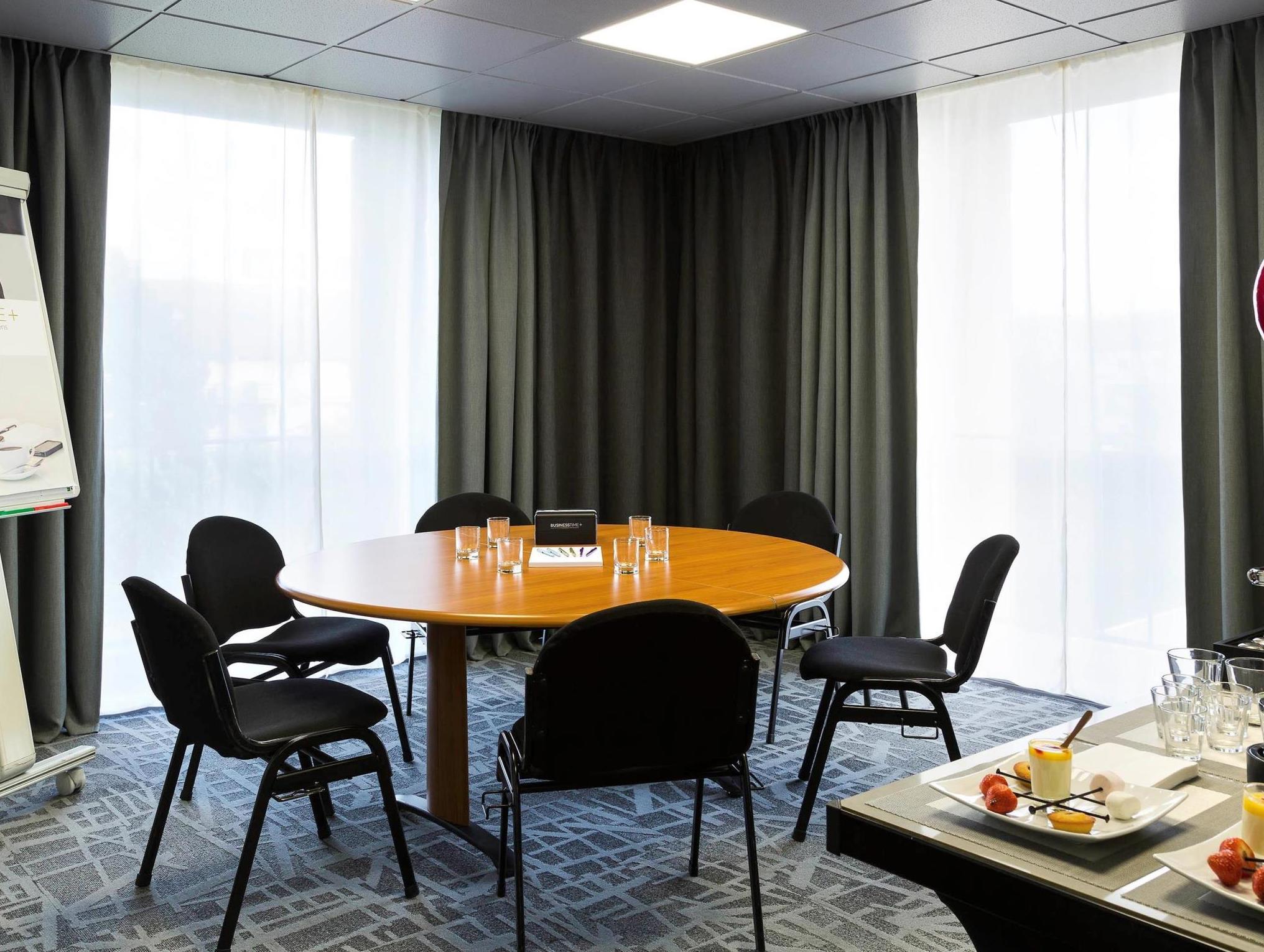 Mercure Paris Orly Aéroport 4* Rungis