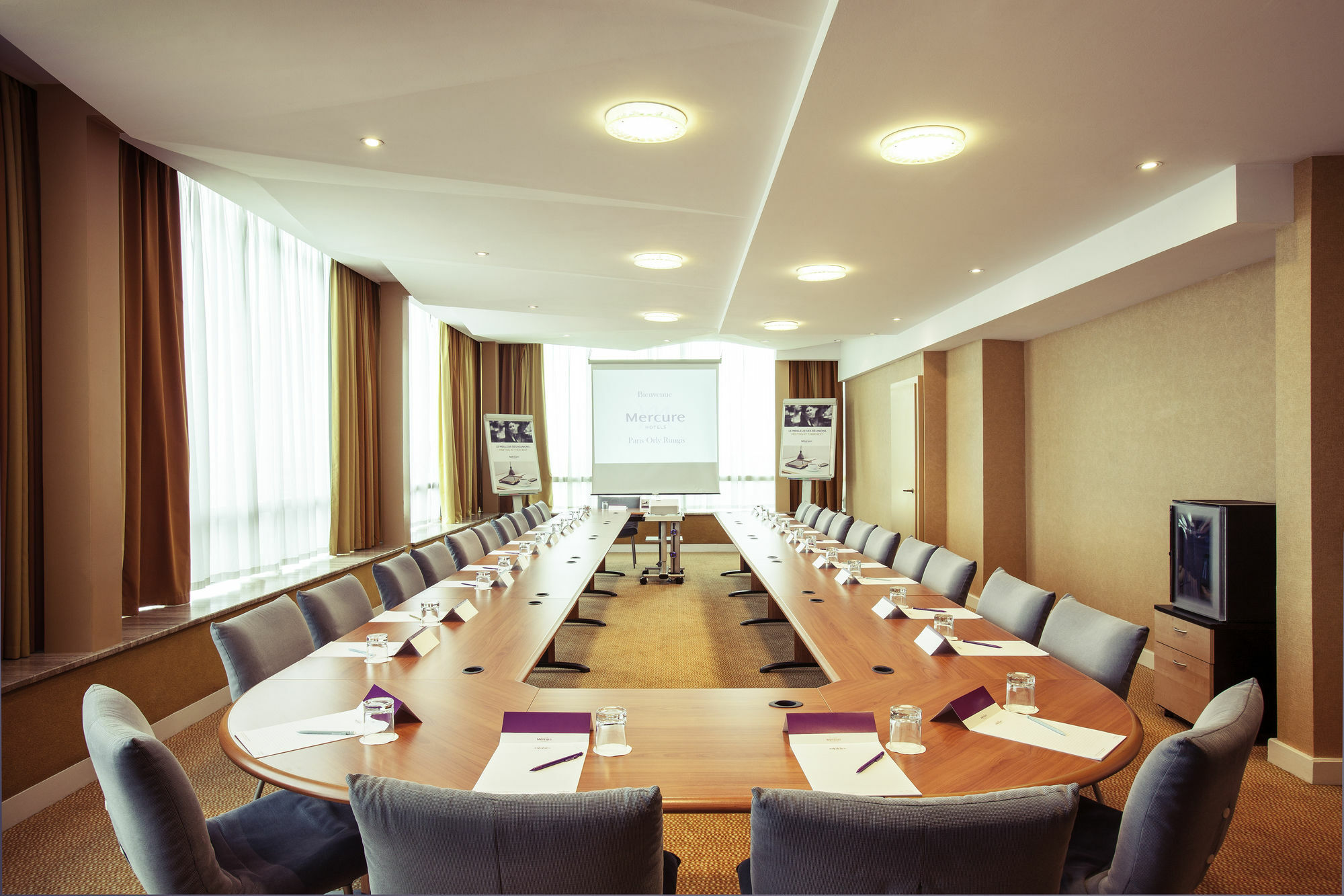 Mercure Paris Orly Aeroport Hotel
